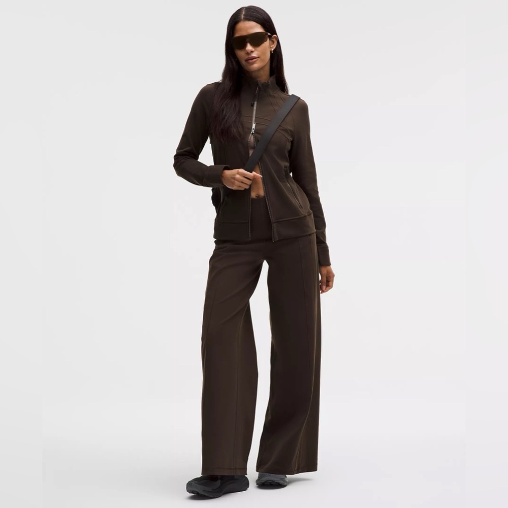 Define High-Rise Wide-Leg Pant in Walnut Crunch